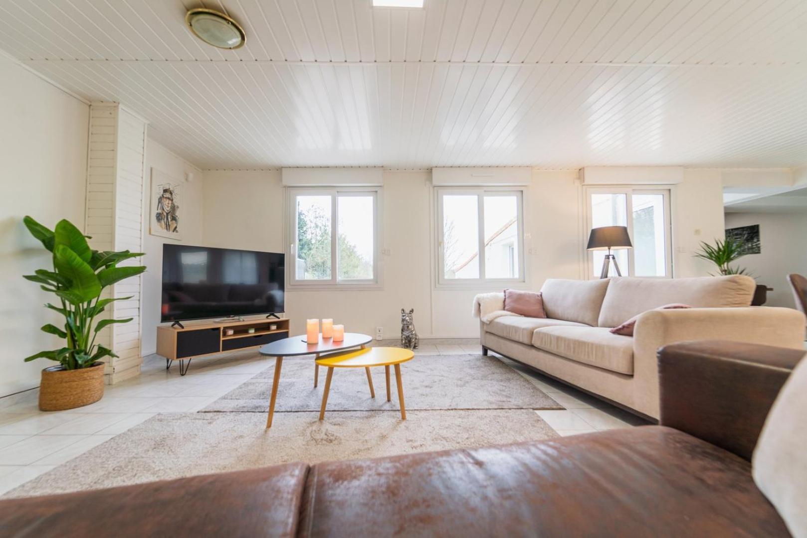 Le Gue Sourdeau: 150M² 5 Min From Futuroscope Lägenhet Chasseneuil-du-Poitou Exteriör bild