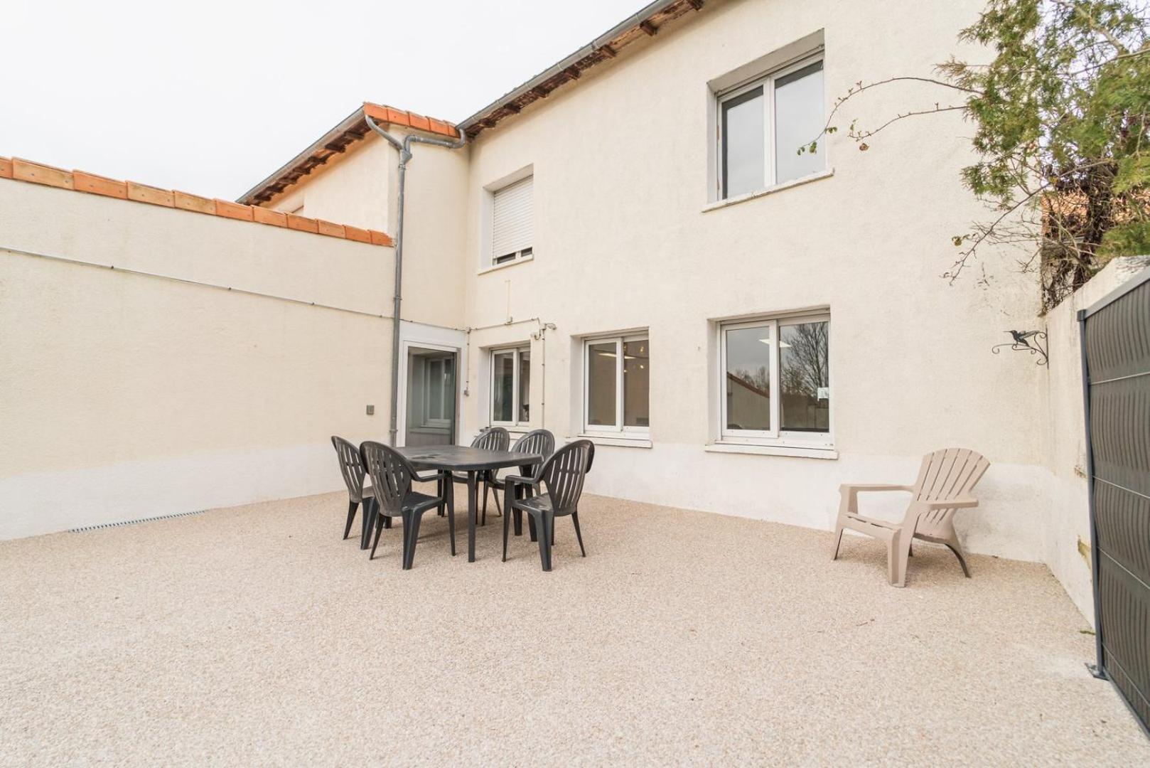 Le Gue Sourdeau: 150M² 5 Min From Futuroscope Lägenhet Chasseneuil-du-Poitou Exteriör bild